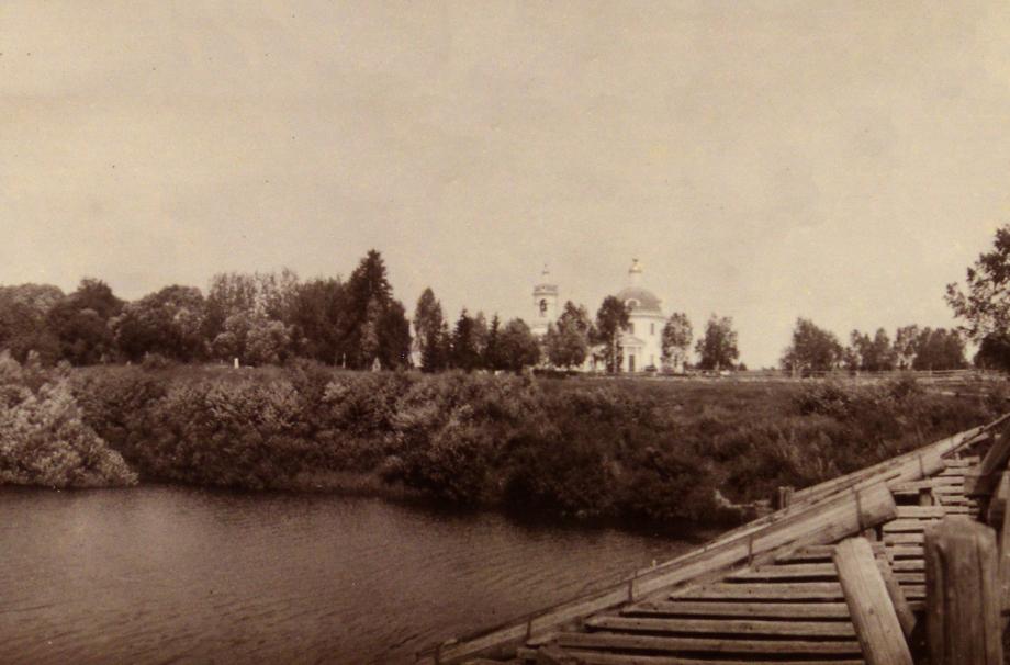 Село Таширово.  Река Нара и Покровский храм.  1910. ОР РГБ