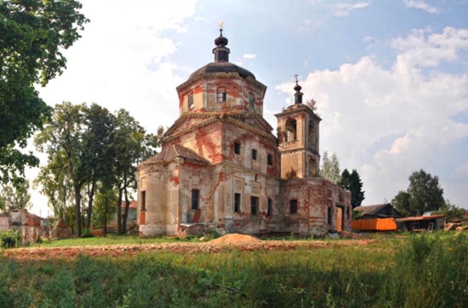  ХРАМ СВЯТЫХ КОНСТАНТИНА И ЕЛЕНЫ В ВЕРЕЕ