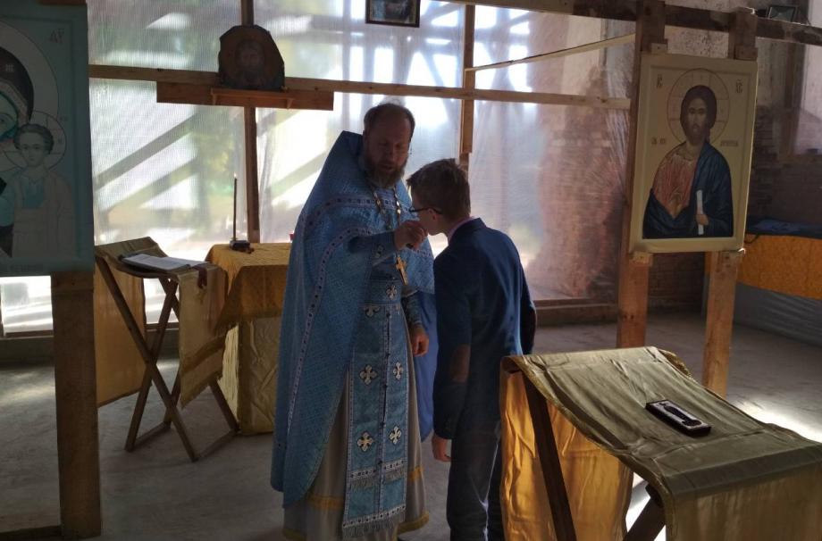 Первая литургия в храме в Понизовье