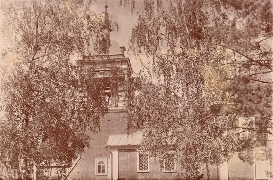 Южный фасад Троицкого храма. 1906 г.